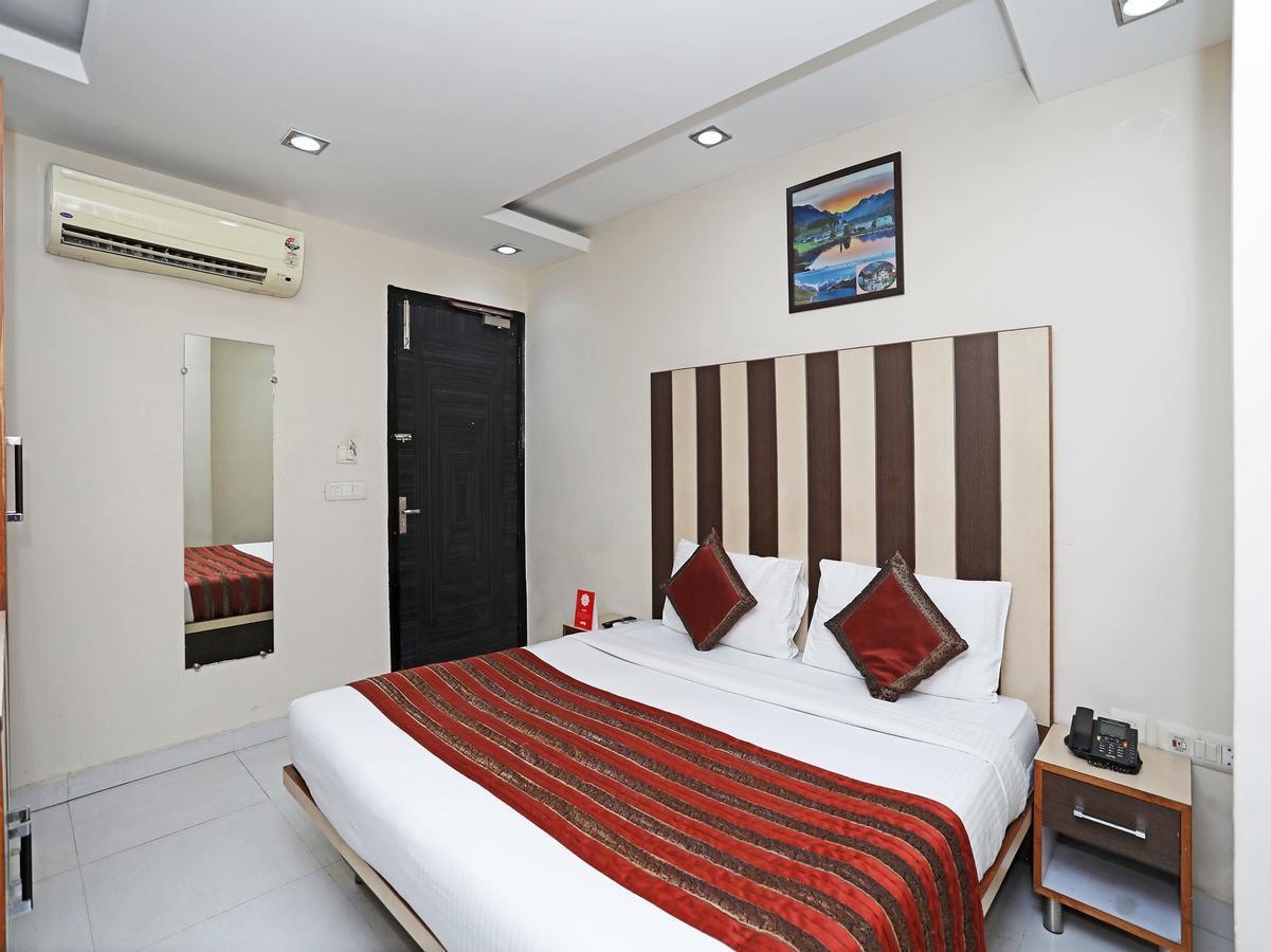 Hotel Balsons Continental Nuova Delhi Esterno foto