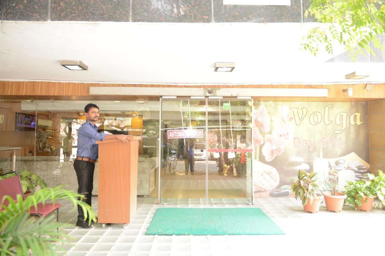 Hotel Balsons Continental Nuova Delhi Esterno foto